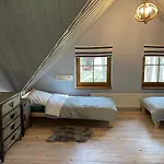 Czarcia Apartment *
