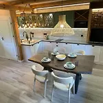 Czarcia Apartment *